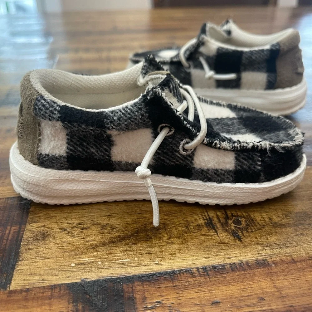 Hey Dude Kids Plaid Moccasins - Black and White - Picture 7 of 9